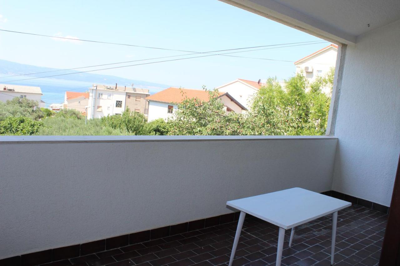 Apartments Petrada Omis Ruang foto