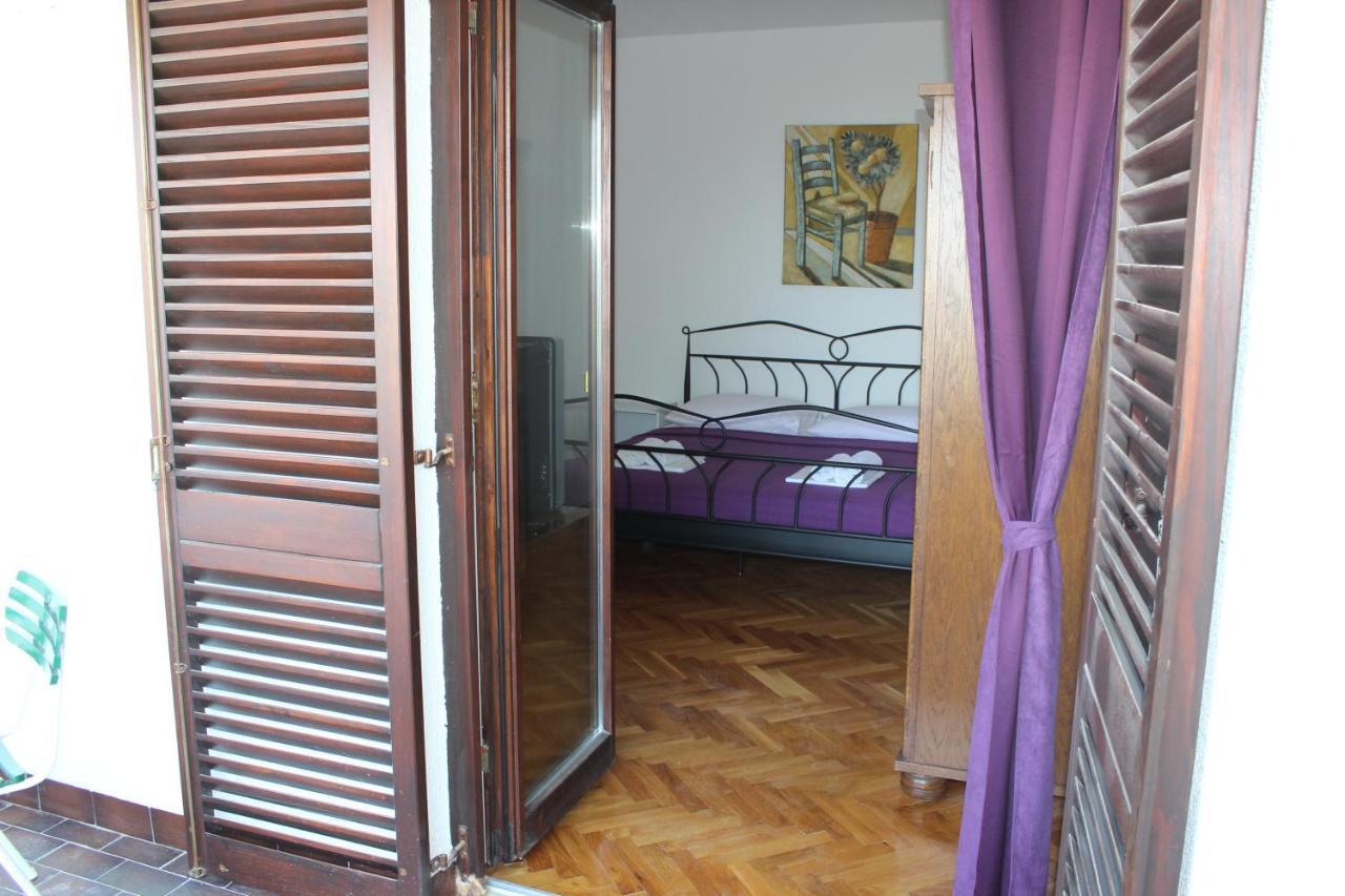 Apartments Petrada Omis Ruang foto
